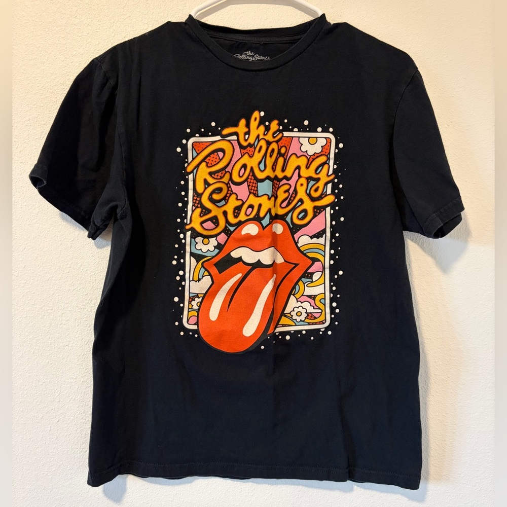 The Rolling Stones Classic Tongue Graphic Tee Boy’s Medium (Fits: Women’s XS/S)